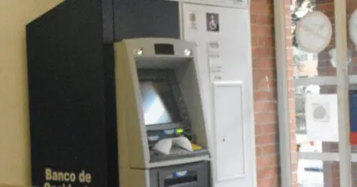 CAJERO BANCO DE OCCIDENTE OLIMPICA ISERRA 100 CAJERO BANCO DE OCCIDENTE OLIMPICA ISERRA 100